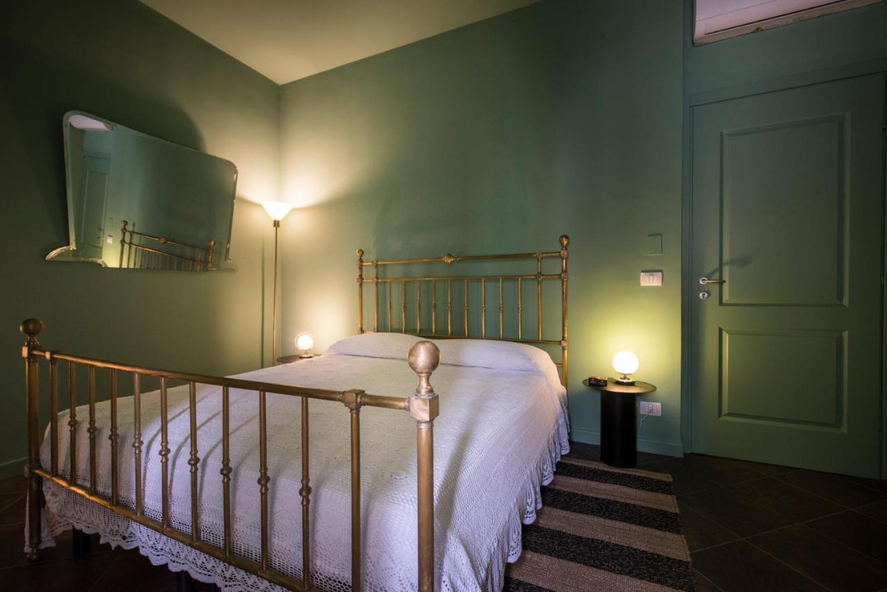 Bed and Breakfast Le Stanze Del Cioccolato Модіка Екстер'єр фото