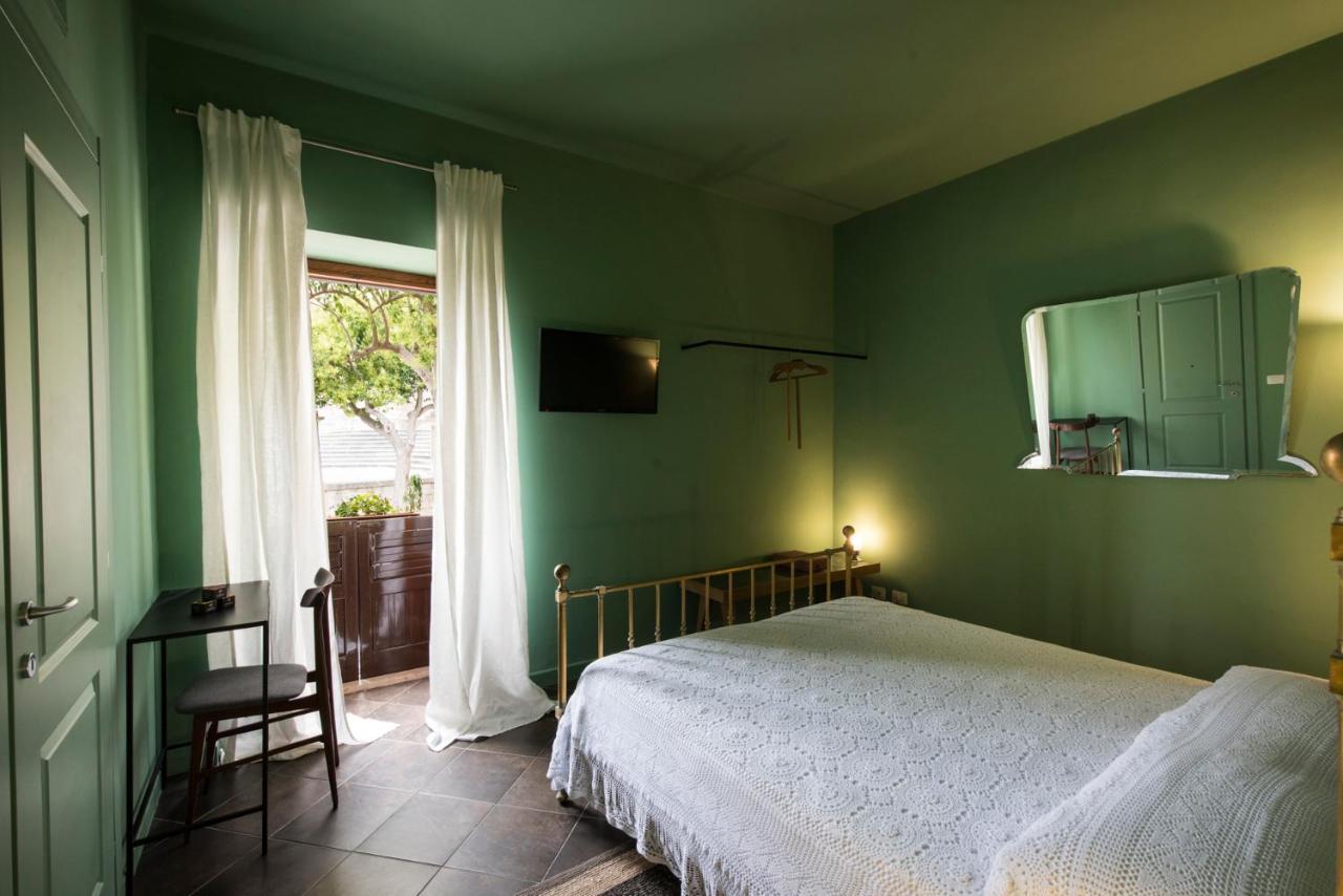 Bed and Breakfast Le Stanze Del Cioccolato Модіка Екстер'єр фото